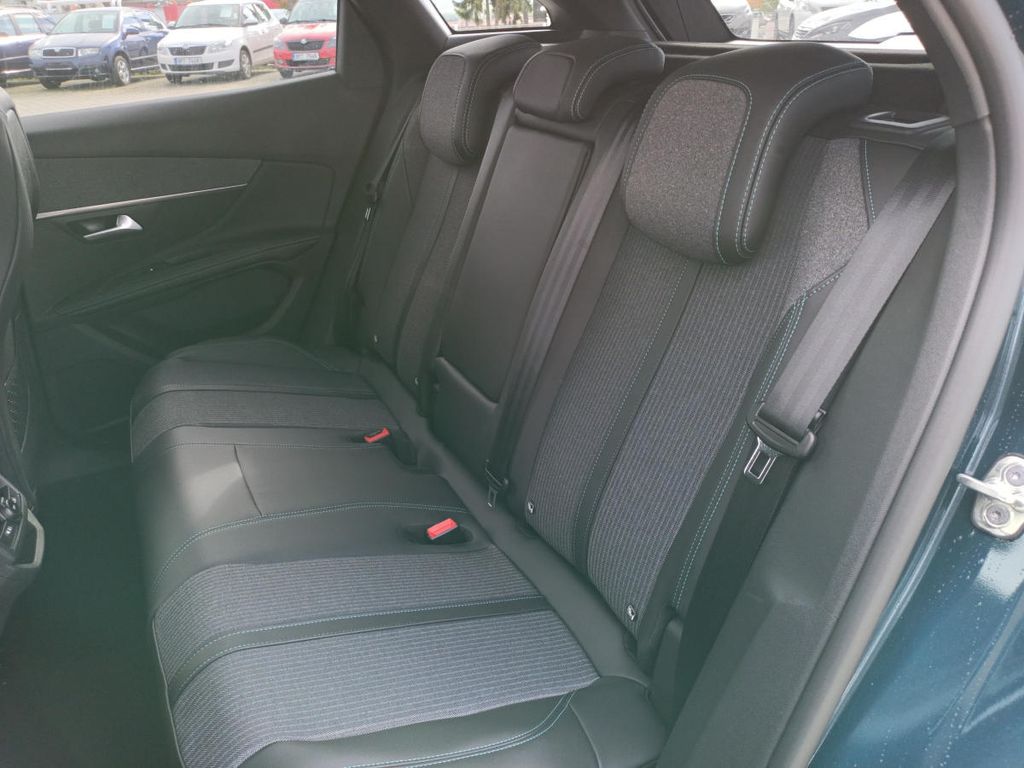 peugeot-3008-allure-allure-pack-hybrid-225 - 5