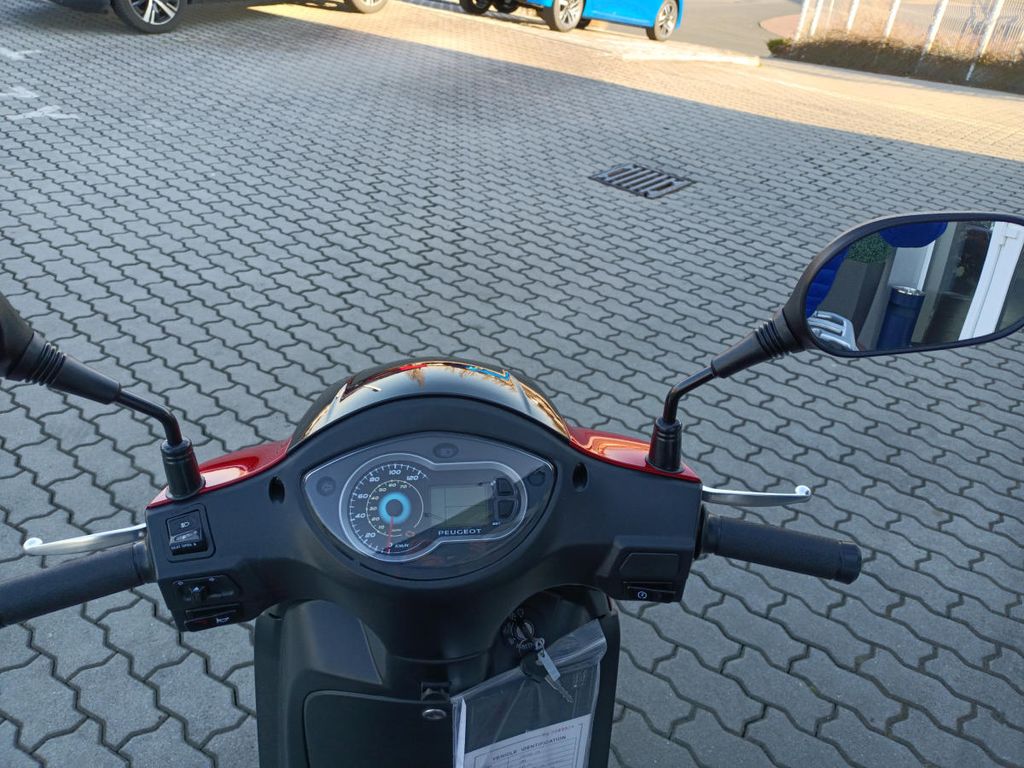 peugeot-active-125i - 4