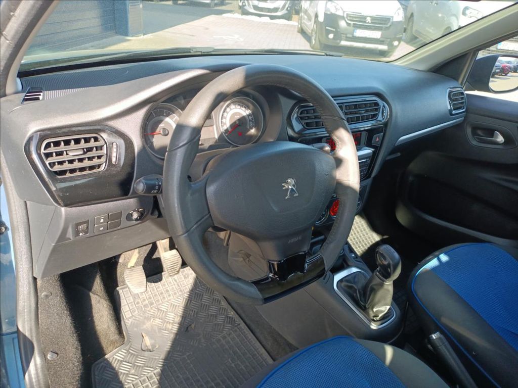 peugeot-301-allure-1-6-hdi-92k-man5 - 8