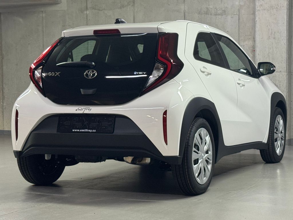 toyota-aygo-1-5-hybrid-116k-active - 4