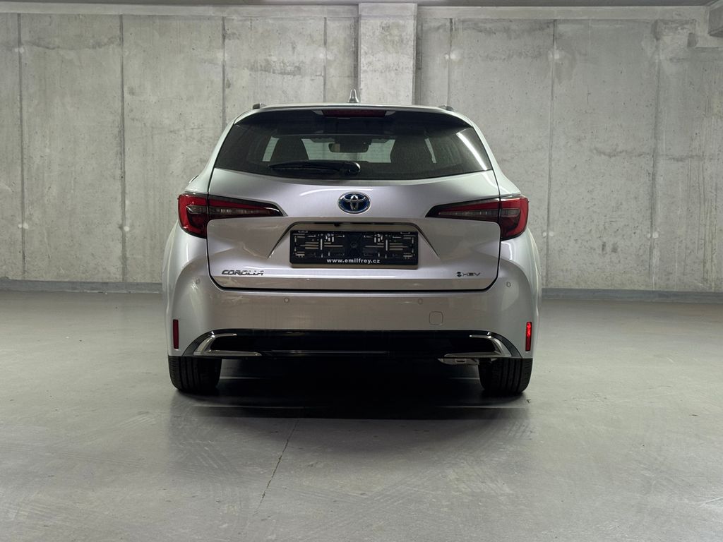 toyota-corolla-comfort-tech-1-8-hybrid-e-cvt-sport - 5