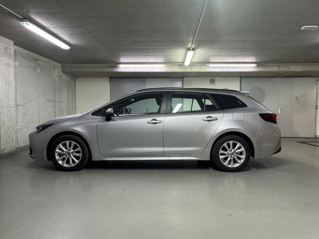 toyota-corolla-comfort-tech-1-8-hybrid-e-cvt-sport - 7
