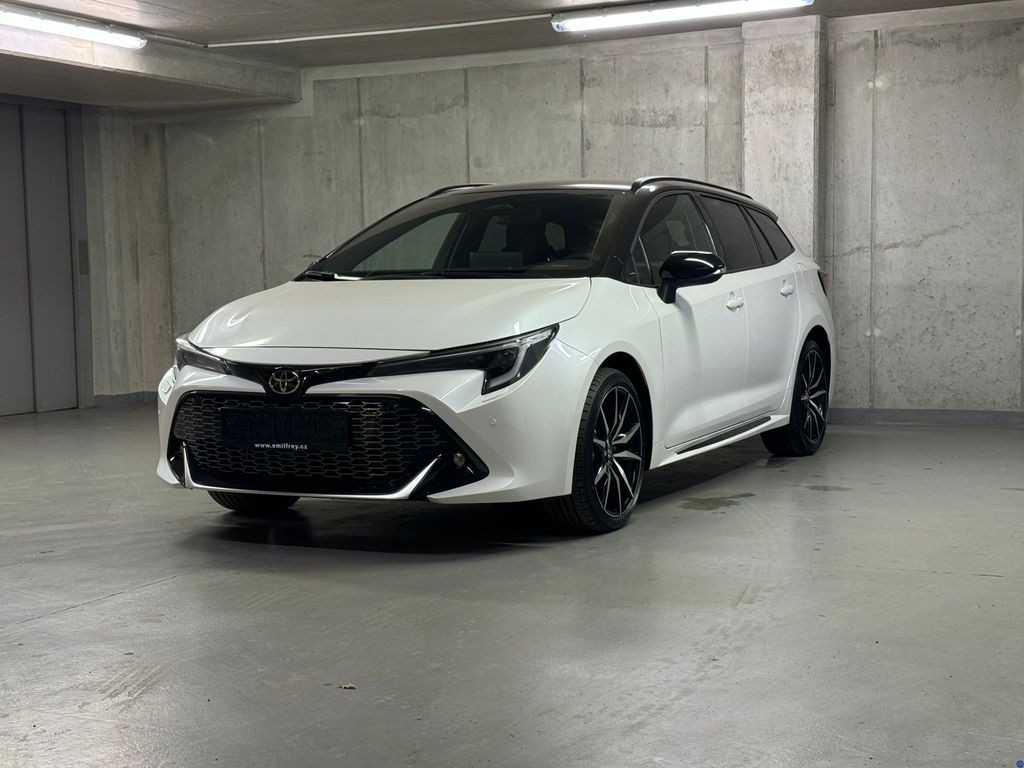 Toyota Corolla GR SPORT  1.8 Hybrid e-CVT GR