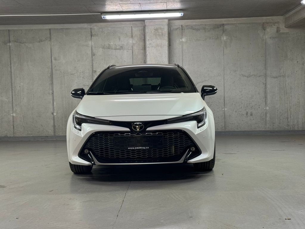 toyota-corolla-gr-sport-1-8-hybrid-e-cvt-gr - 1