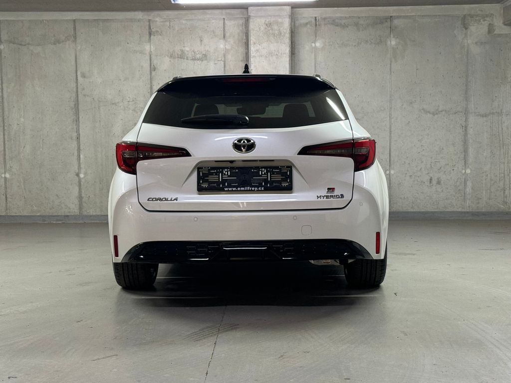 toyota-corolla-gr-sport-1-8-hybrid-e-cvt-gr - 5