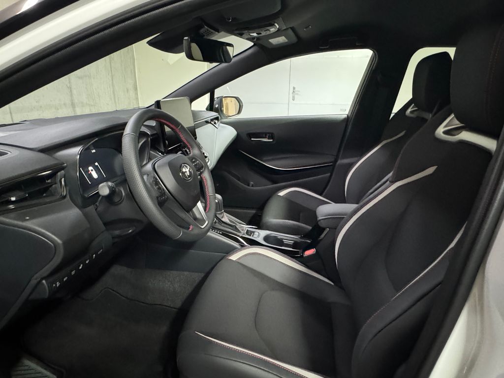 toyota-corolla-gr-sport-1-8-hybrid-e-cvt-gr - 8