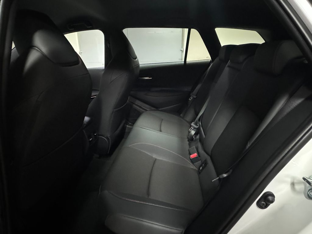 toyota-corolla-gr-sport-1-8-hybrid-e-cvt-gr - 9