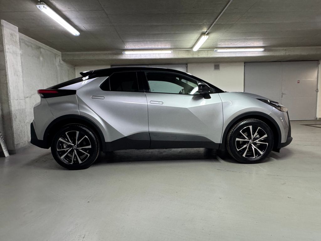 toyota-c-hr-1-8-hybrid-90kw-e-cvt-style - 3