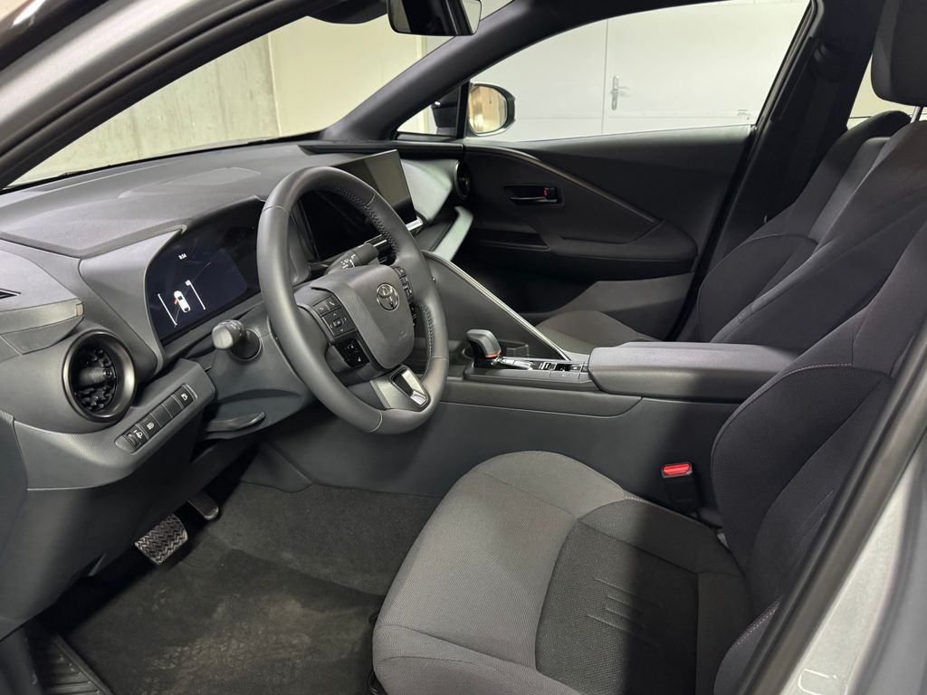toyota-c-hr-1-8-hybrid-90kw-e-cvt-style - 8