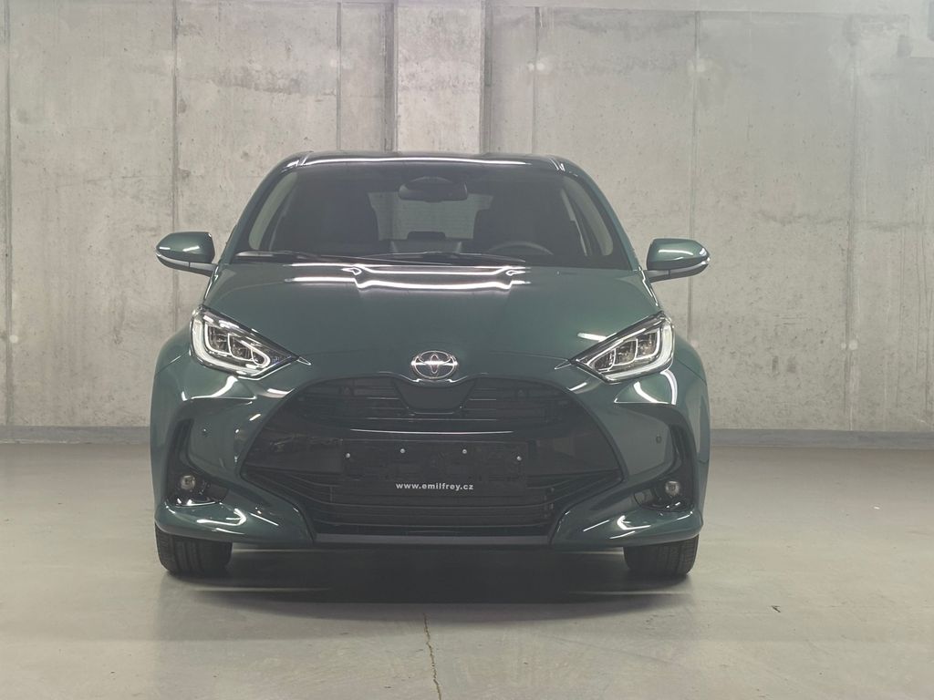 toyota-yaris-1-5-hybrid-e-cvt-style - 1
