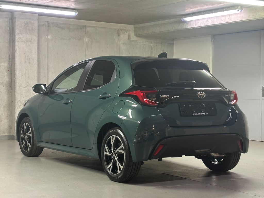 toyota-yaris-1-5-hybrid-e-cvt-style - 6