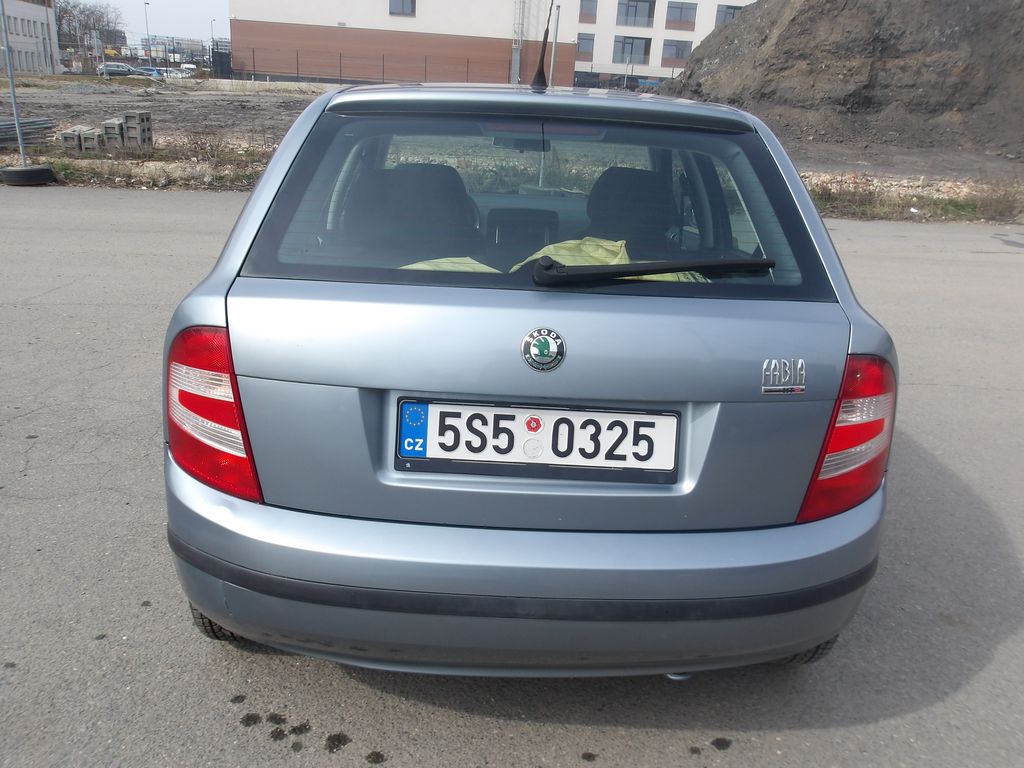 skoda-fabia-1-2i-stk-03-2028-2-maj - 8