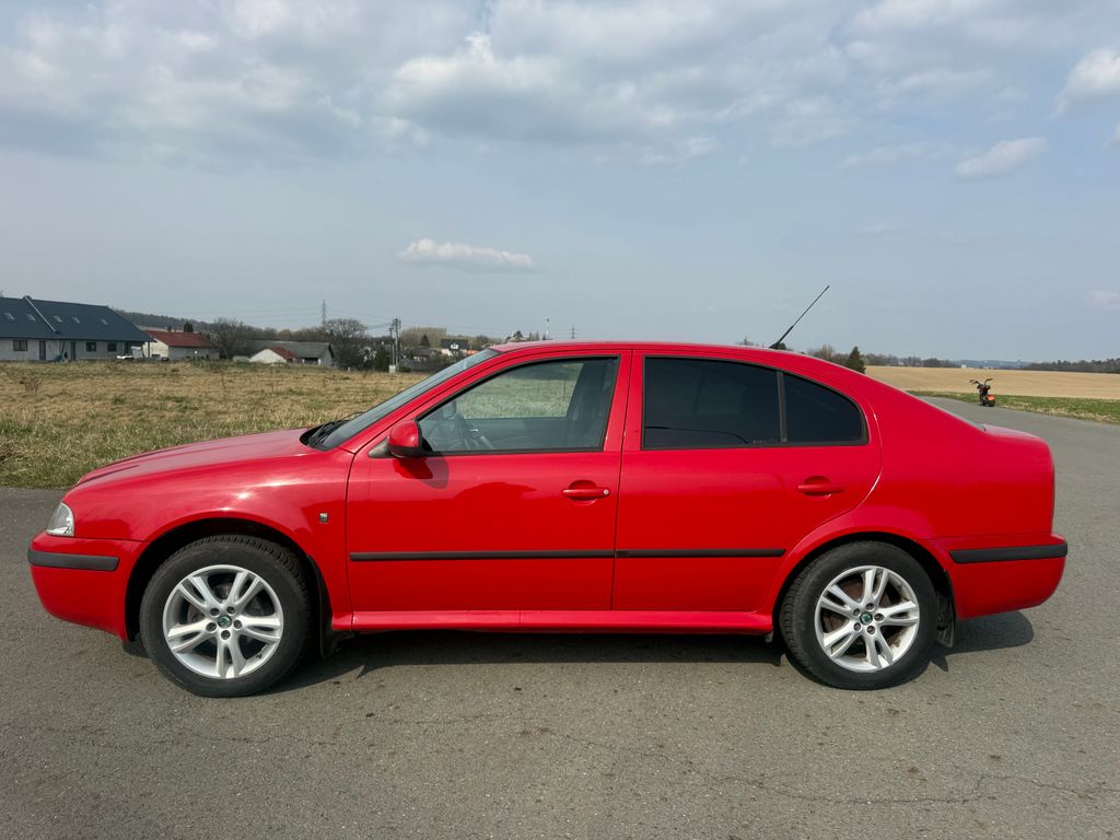 skoda-octavia-1-6-75-kw-tour - 1
