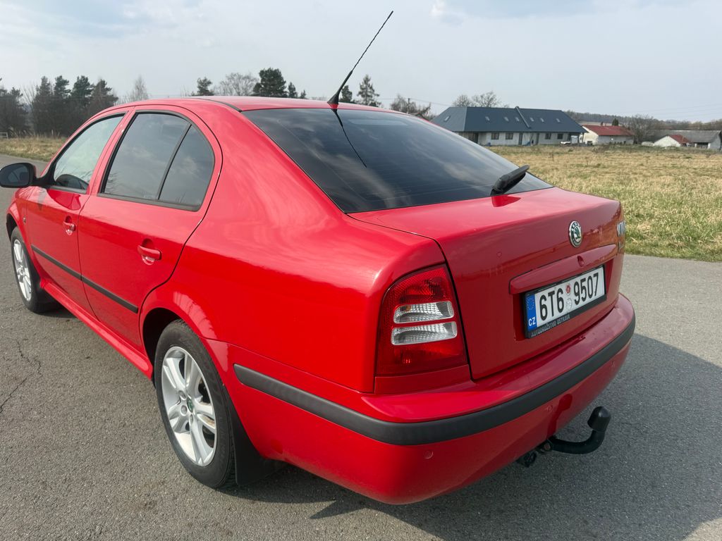 skoda-octavia-1-6-75-kw-tour - 2