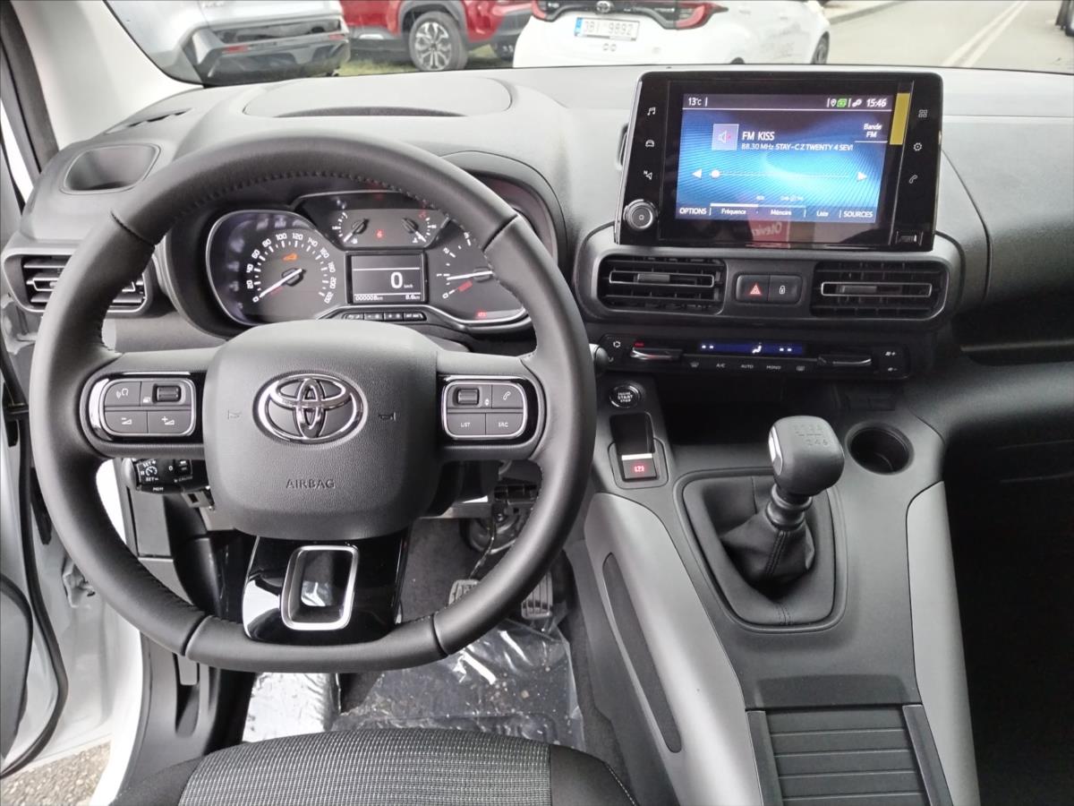 toyota-proace-city-verso-1-2-pack-comfort-vybava-family - 5