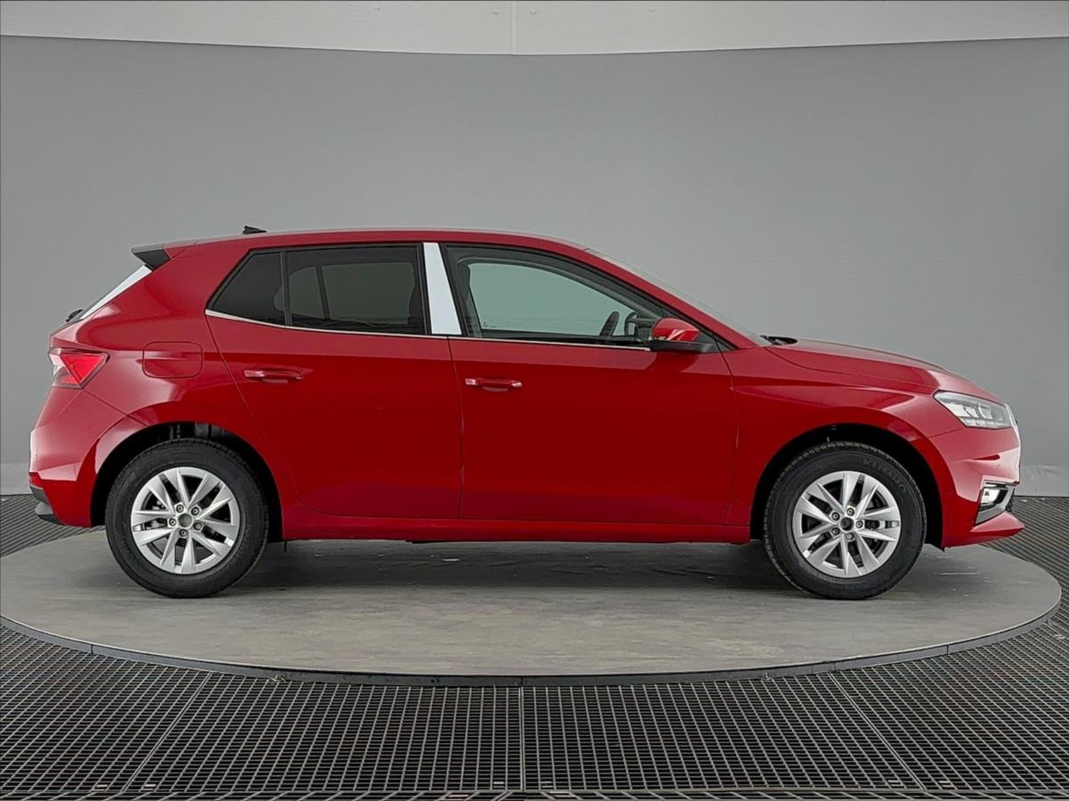 skoda-fabia-1-0-tsi-top-selec-dsg - 2