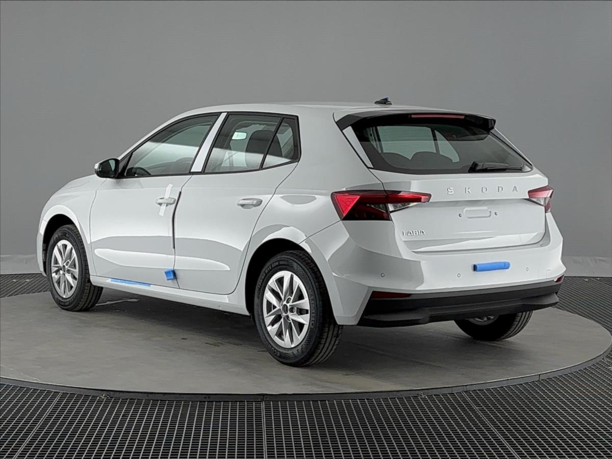 skoda-fabia-1-0-tsi-selection - 3