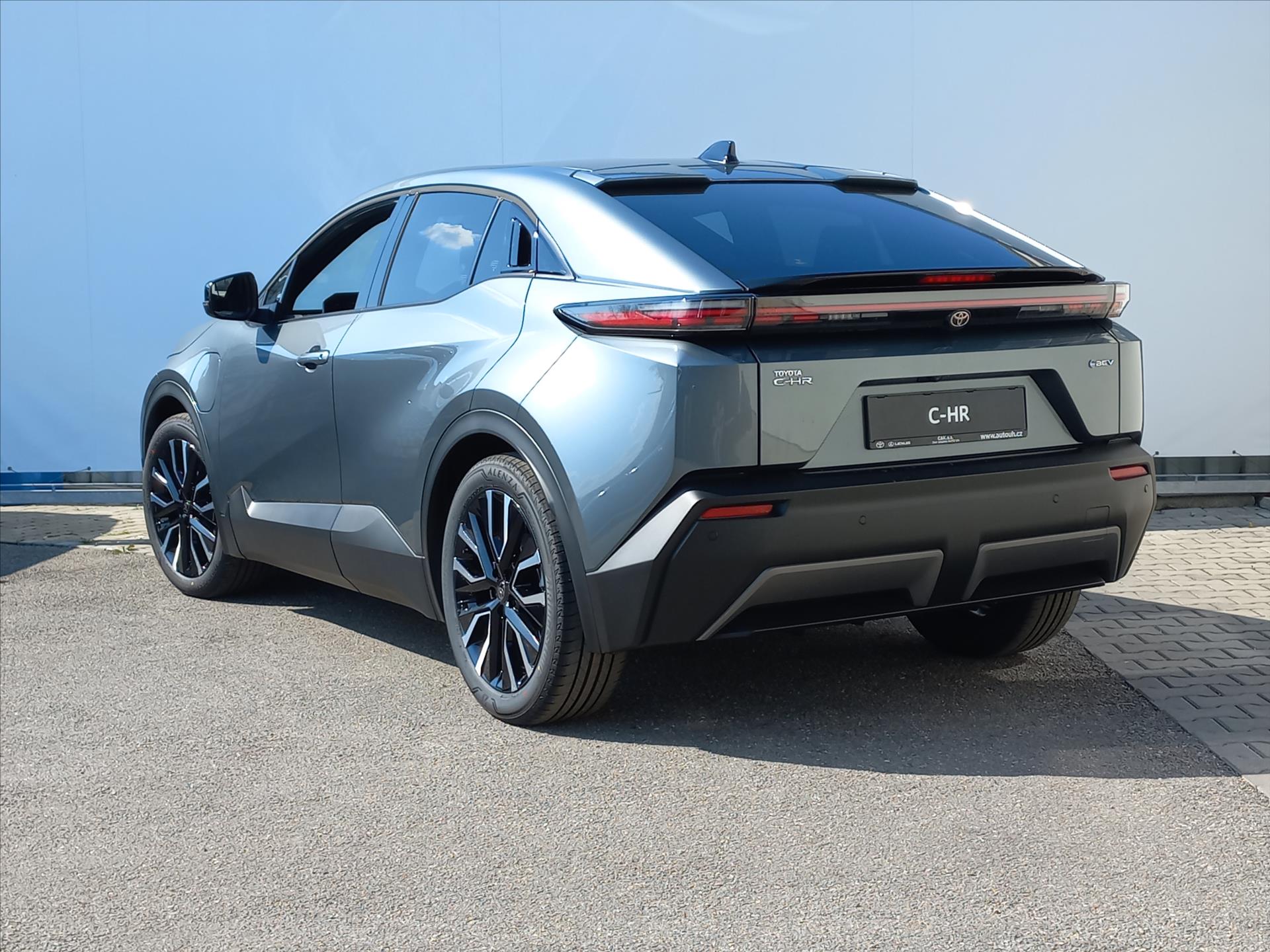 toyota-c-hr-2-0-bev-224k-at-style-dynamic - 5