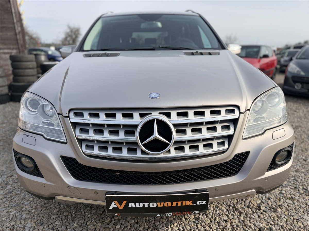 mercedes-benz-tridy-m-3-0-320cdi-4-matic-a-t-dph - 1