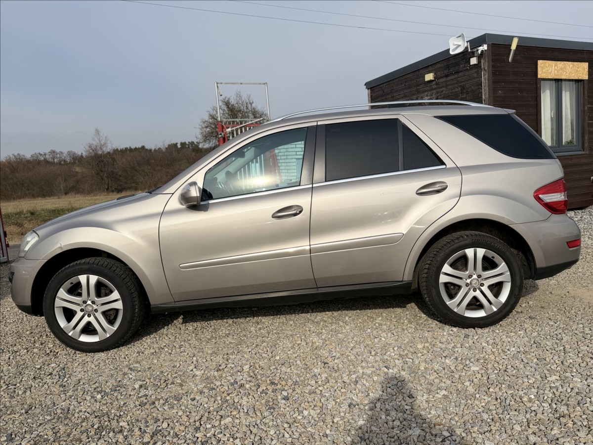 mercedes-benz-tridy-m-3-0-320cdi-4-matic-a-t-dph - 7