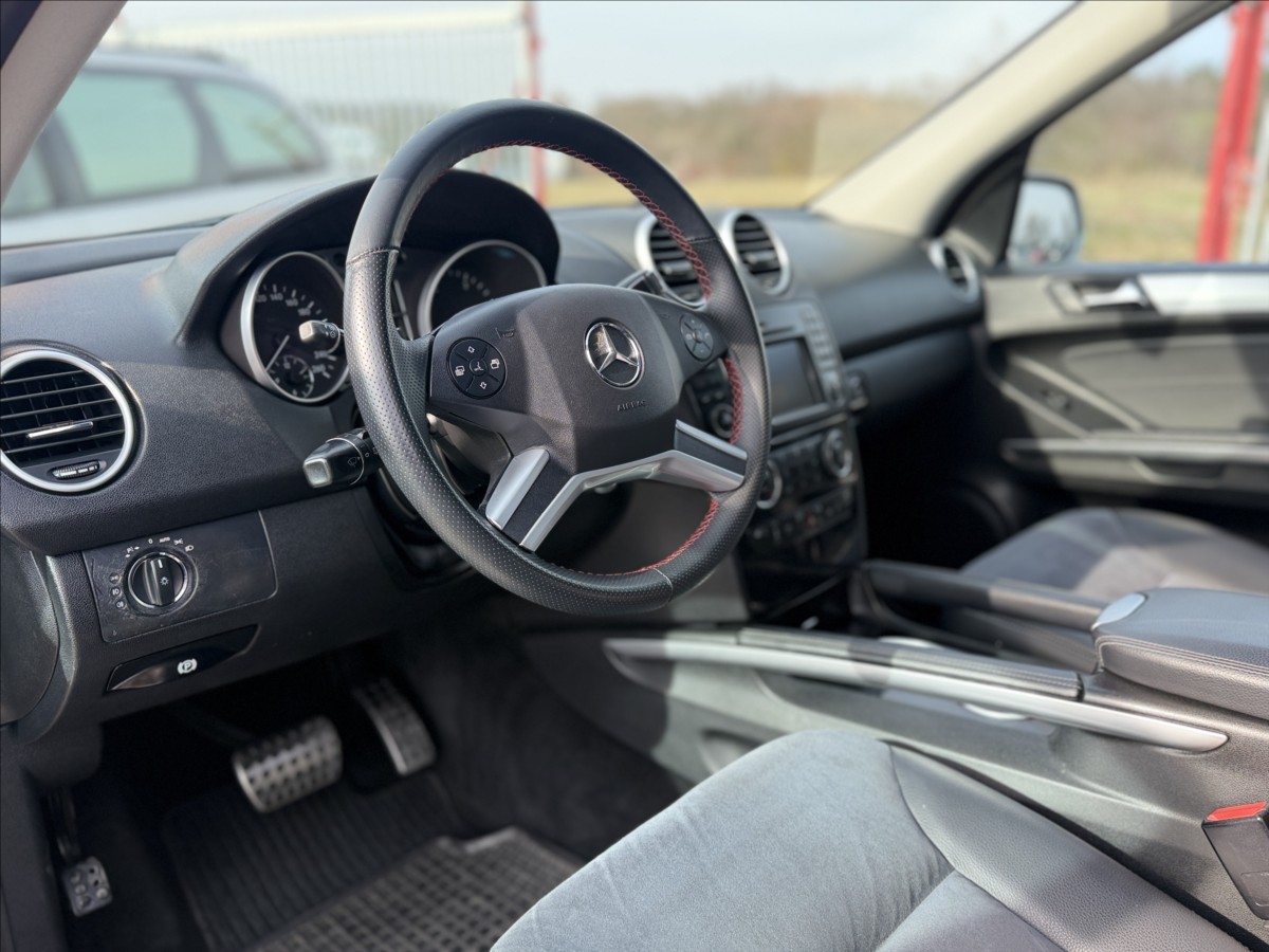 mercedes-benz-tridy-m-3-0-320cdi-4-matic-a-t-dph - 9