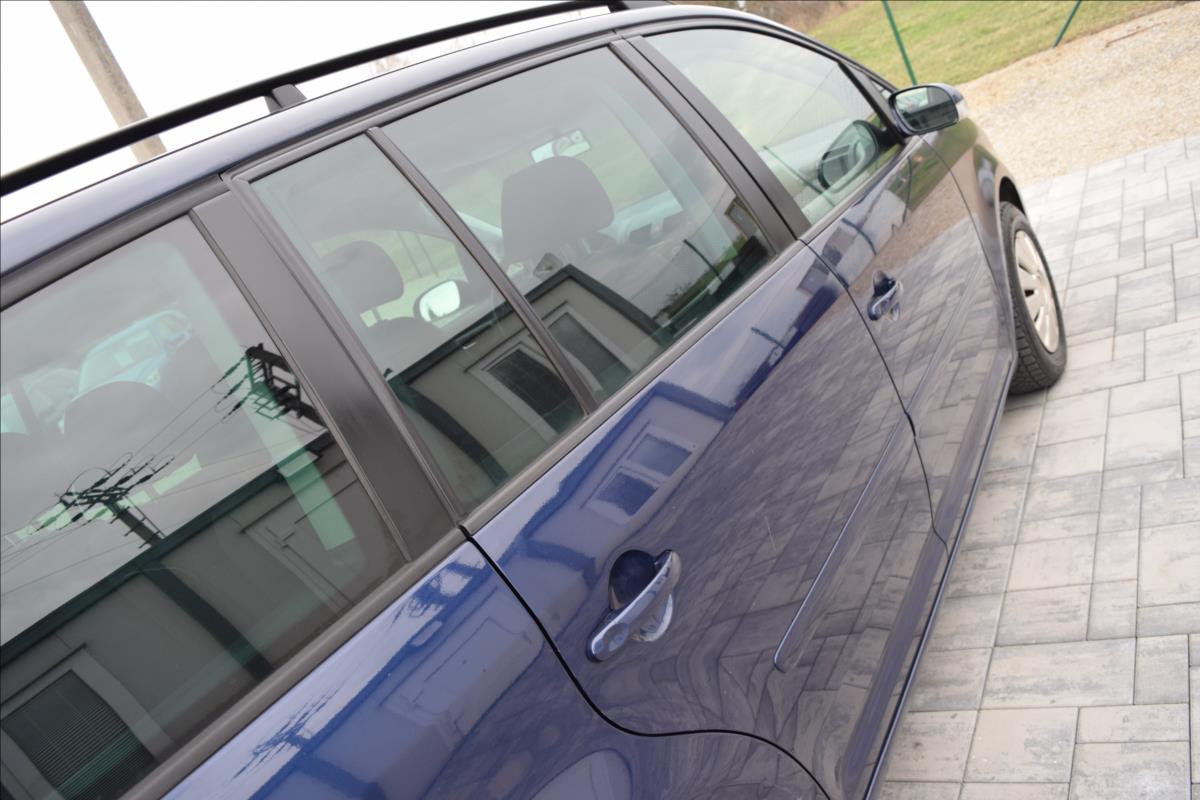 volkswagen-touran-1-4-tsi-103kw-lpg-tazne-klima - 9