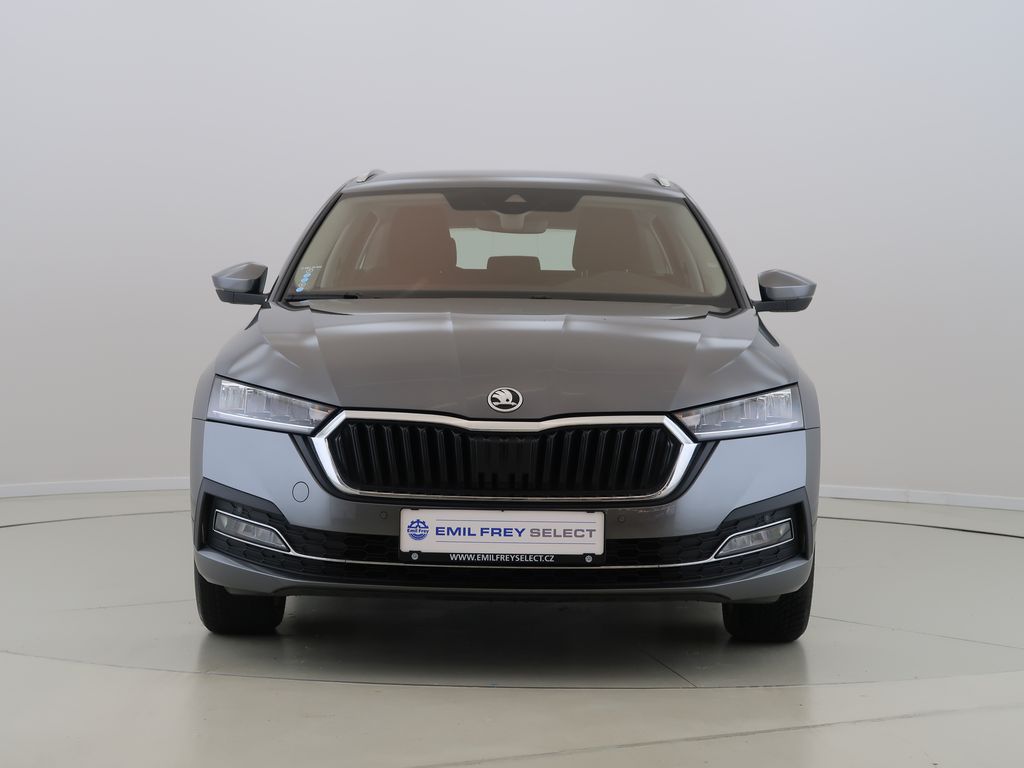 skoda-octavia-2-0tdi-cz-1maj-dph-combi-style - 1