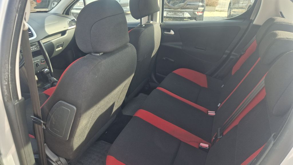 peugeot-207-1-6-hdi - 7