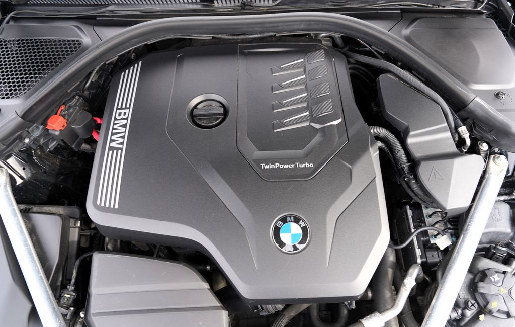 bmw-rada-4-430i-coupe-mpaket-lasery-260ps - 9