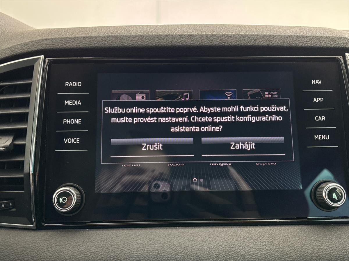 skoda-karoq-1-5-tsi-style-plus-4x4-7dsg - 8