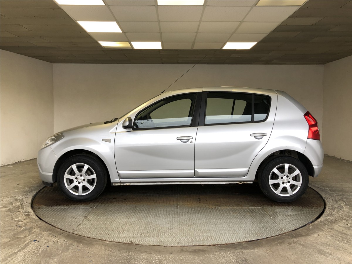dacia-sandero-1-4-mpi - 3