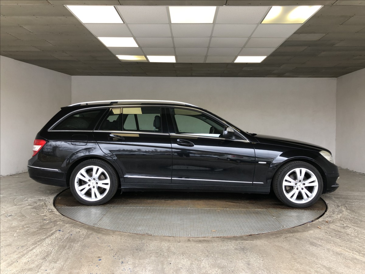 mercedes-benz-tridy-c-2-2-220-cdi - 7