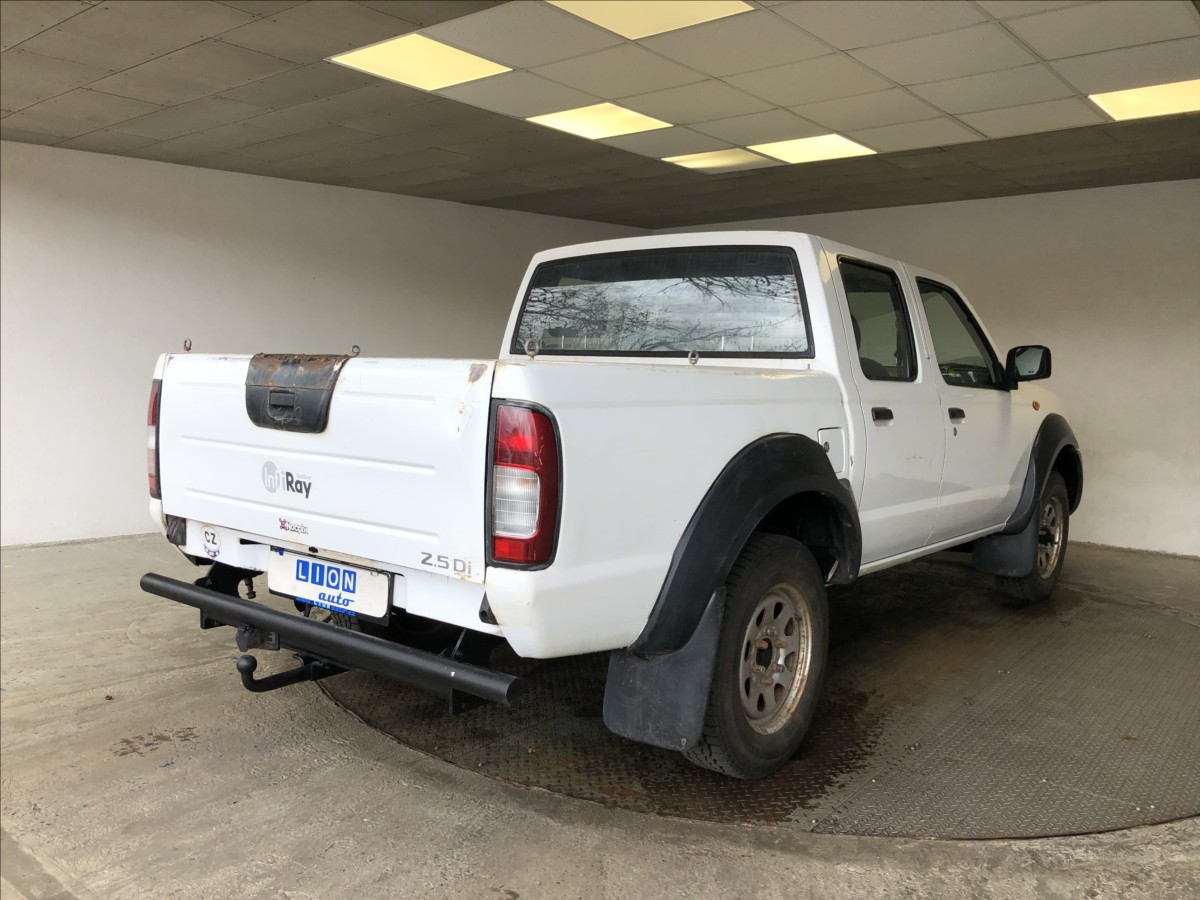 nissan-double-cab-2-5-dci - 6