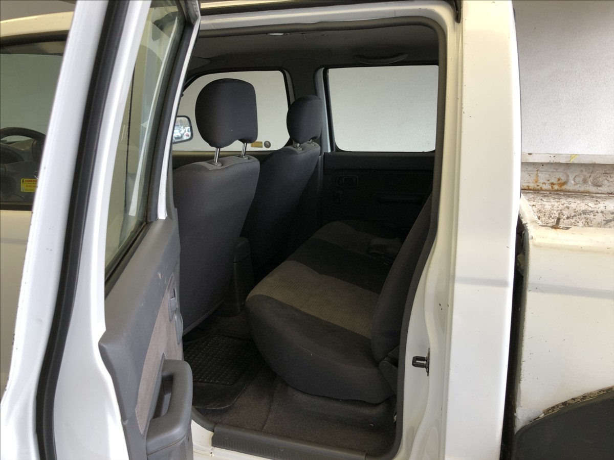nissan-double-cab-2-5-dci - 9