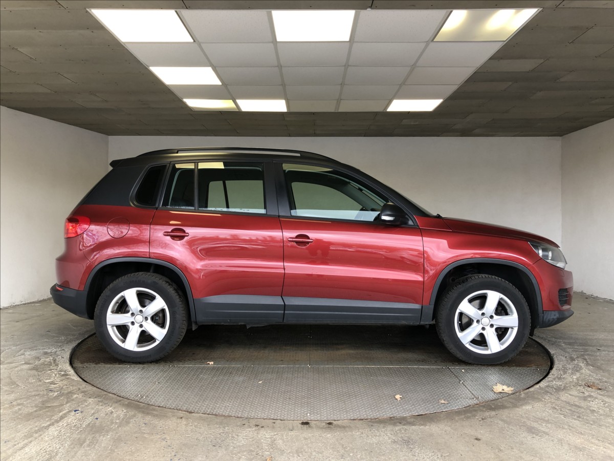 volkswagen-tiguan-2-0-tdi - 7