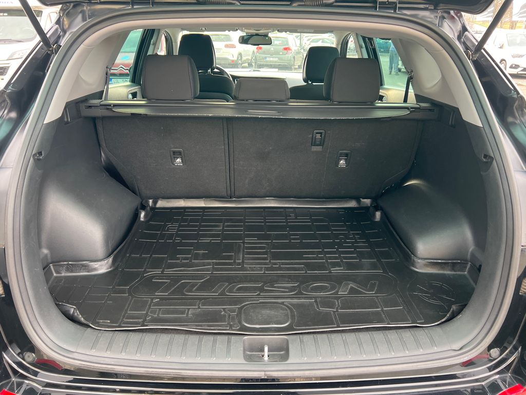 hyundai-tucson-1-6-crdi-116k-servis-zaruka - 5