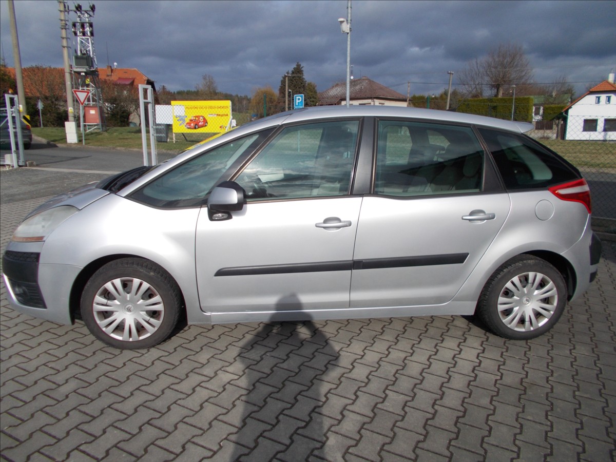 citroen-c4-picasso-1-6-hdi-80-kw-digiklima - 4