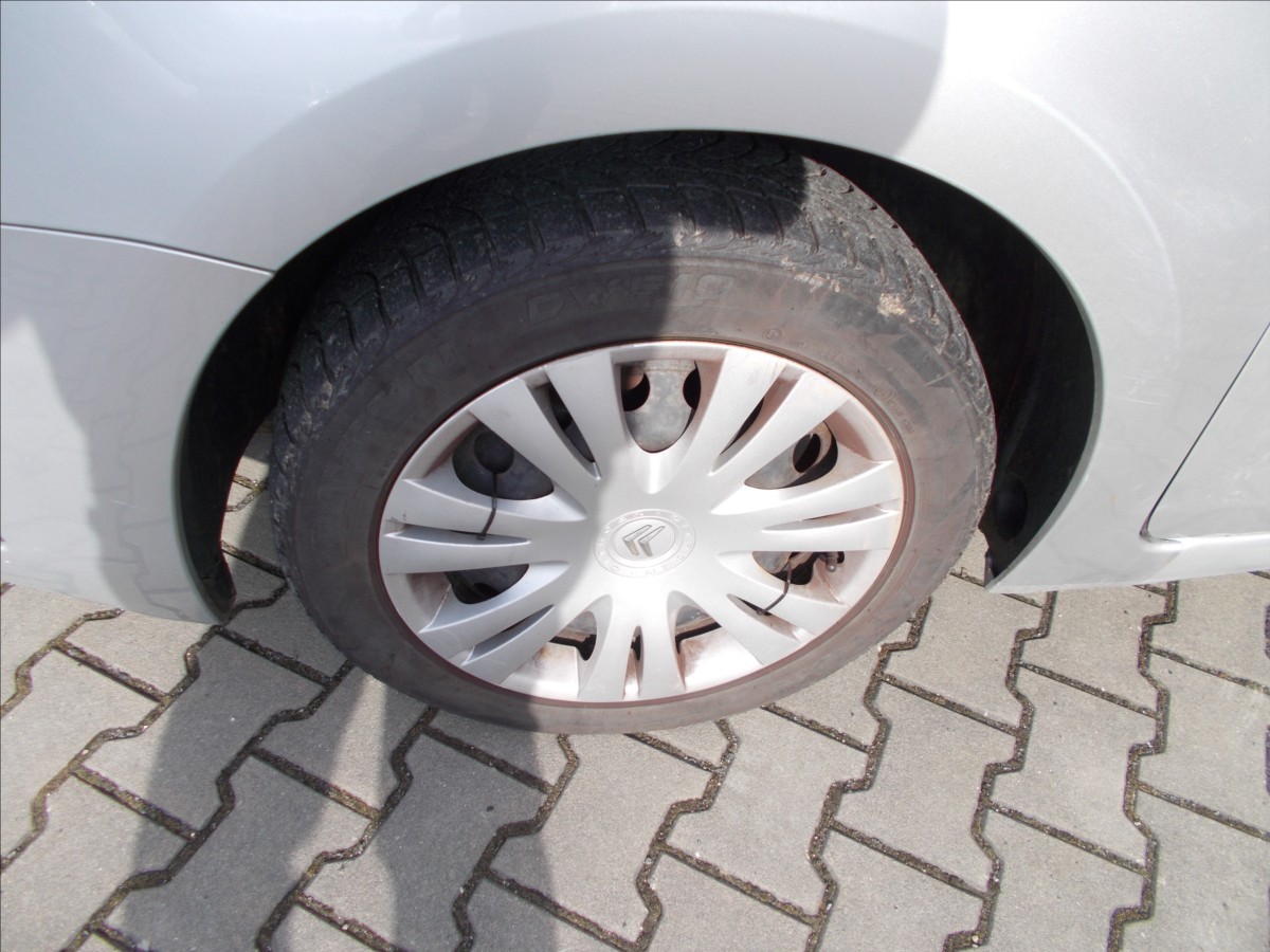 citroen-c4-picasso-1-6-hdi-80-kw-digiklima - 5