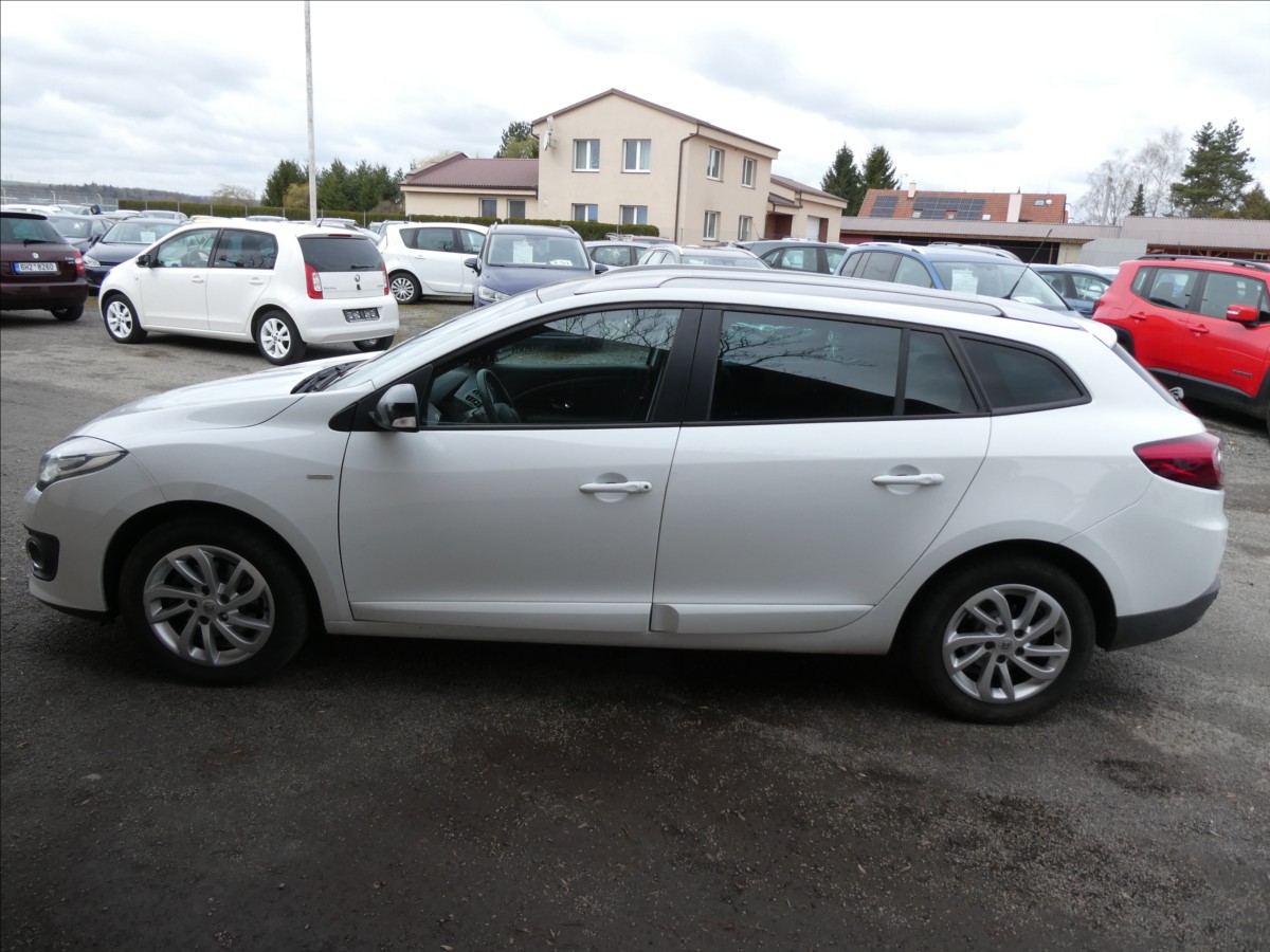 renault-megane-1-2-tce-97kw-automat-po-servise - 5