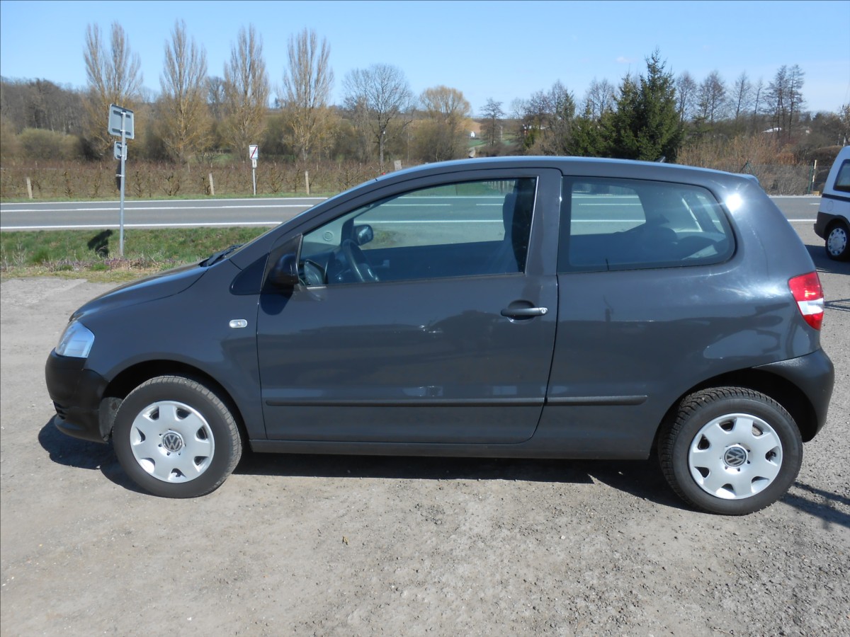 volkswagen-fox-1-2-htp-81-084-km-serviska - 5