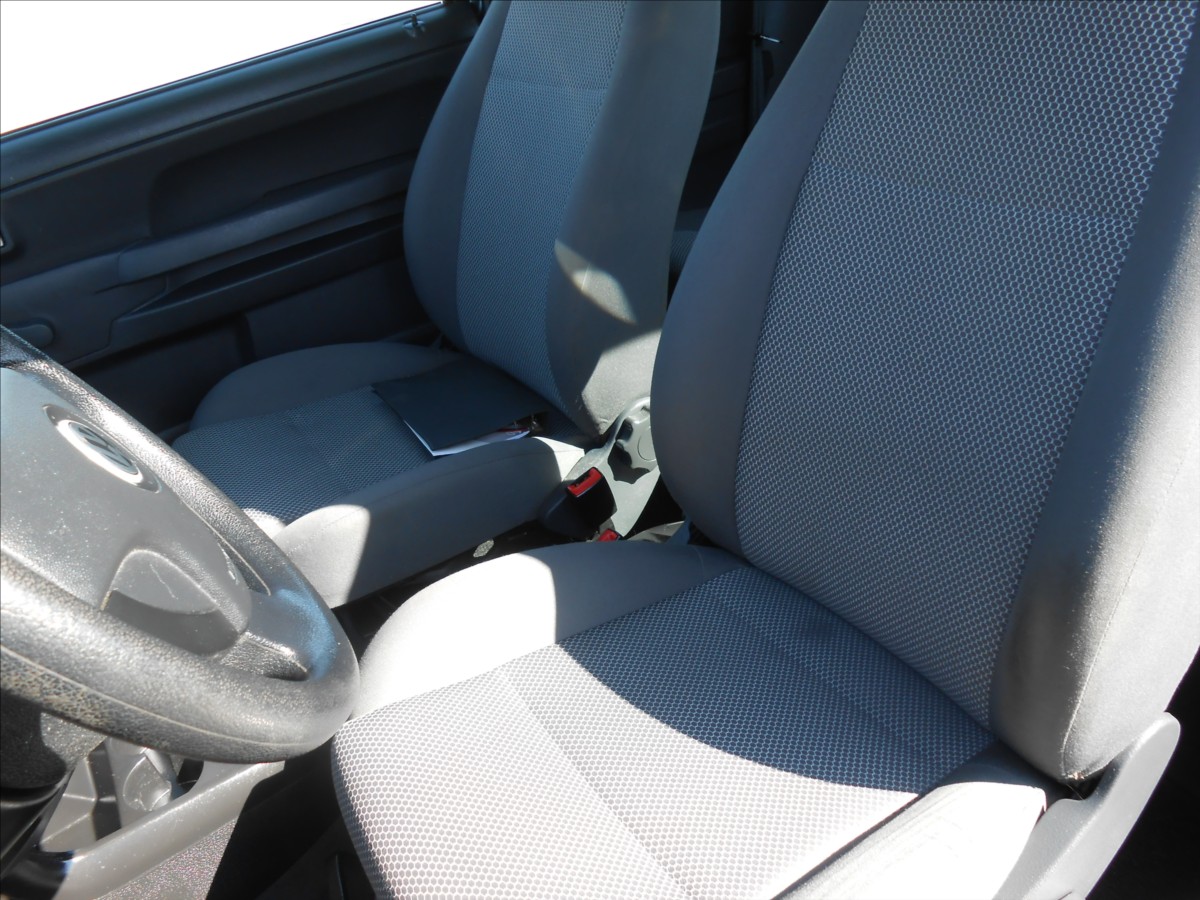 volkswagen-fox-1-2-htp-81-084-km-serviska - 7