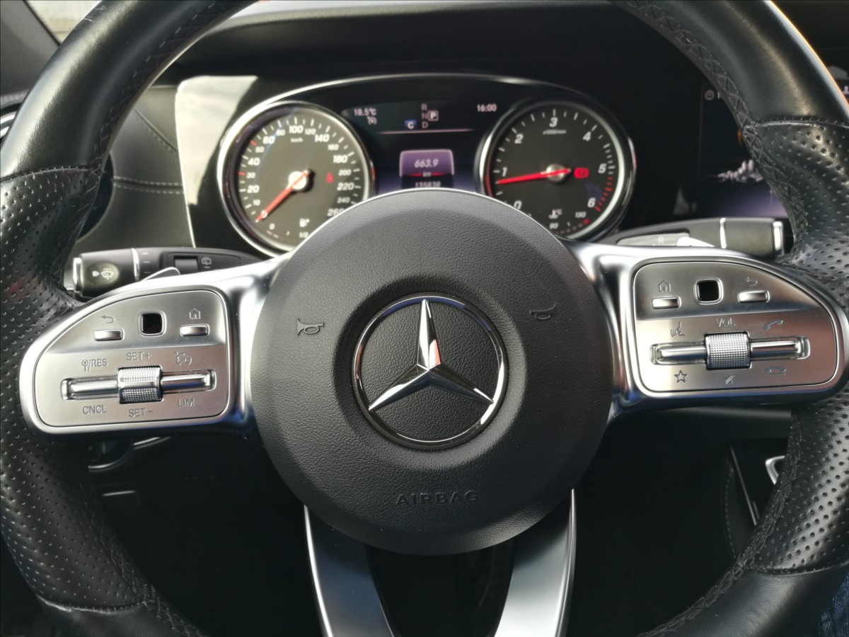 mercedes-benz-tridy-e-300d - 5