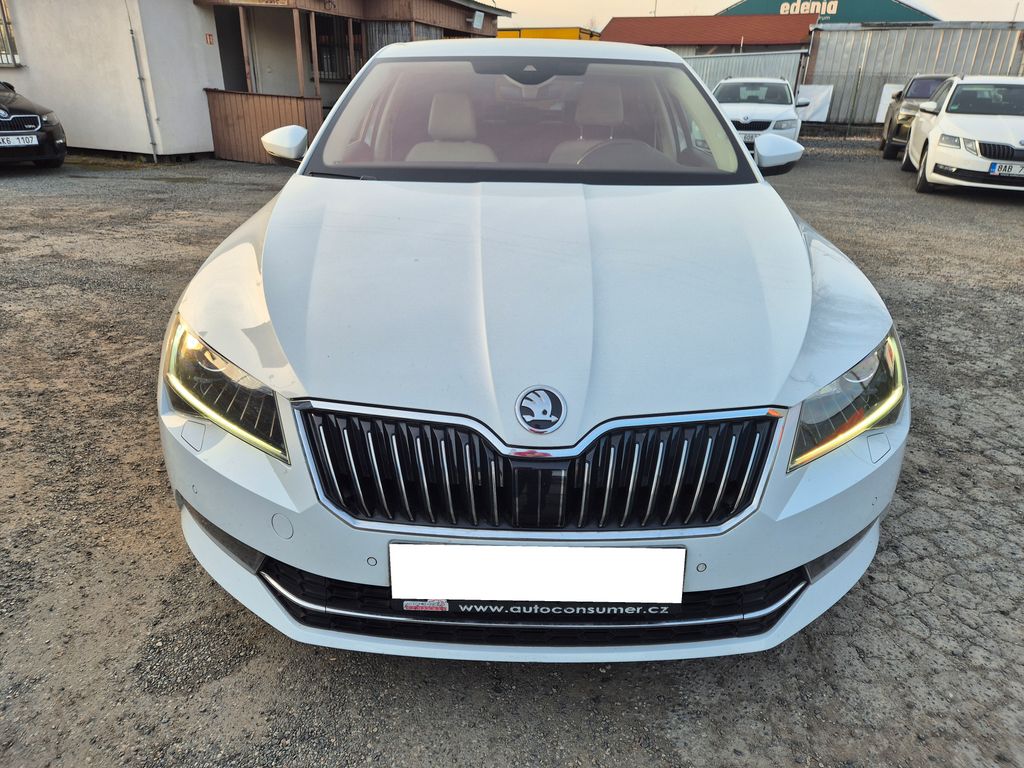 skoda-superb-2-0-tdi-dsg-style-plus-cz-ta - 1