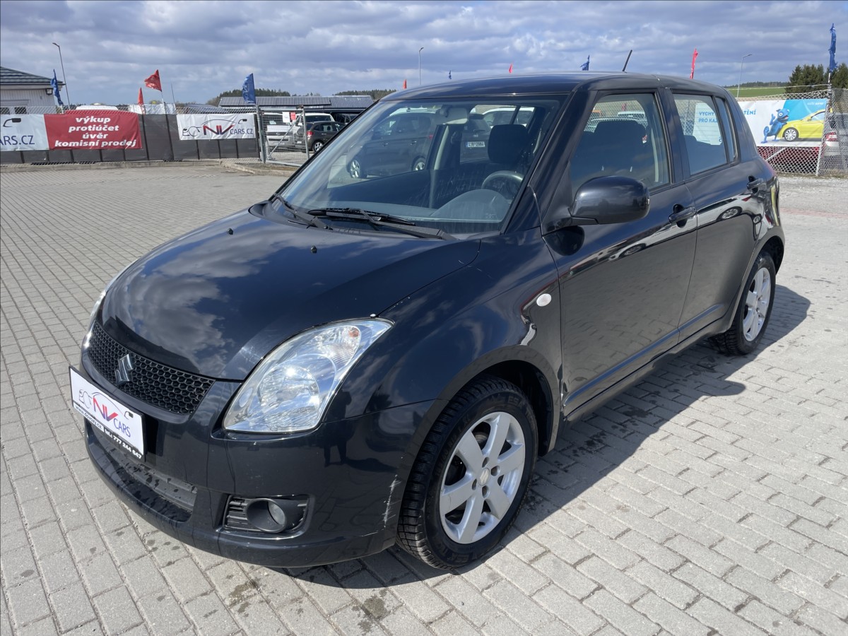Suzuki Swift 1,3 i 67kw 4x4 Klima, po STK