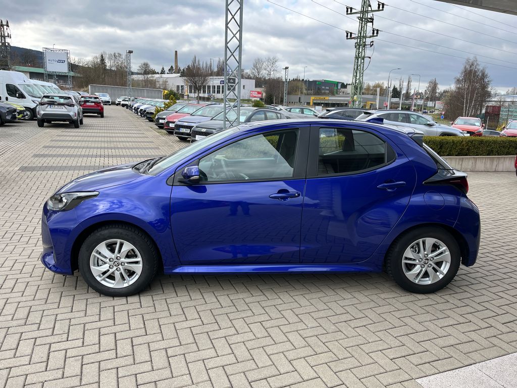 toyota-yaris-1-5-hybrid-e-cvt-comfort - 2