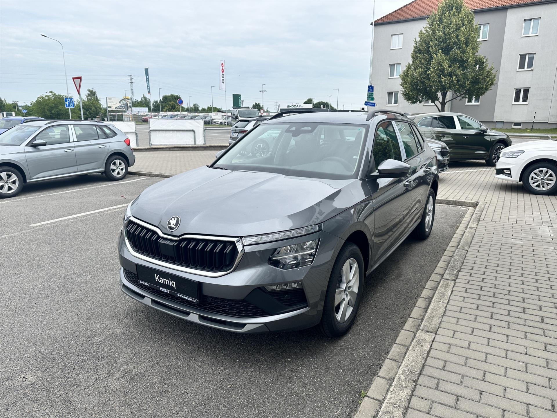 skoda-kamiq-1-0-tsi-85-kw-classic - 1