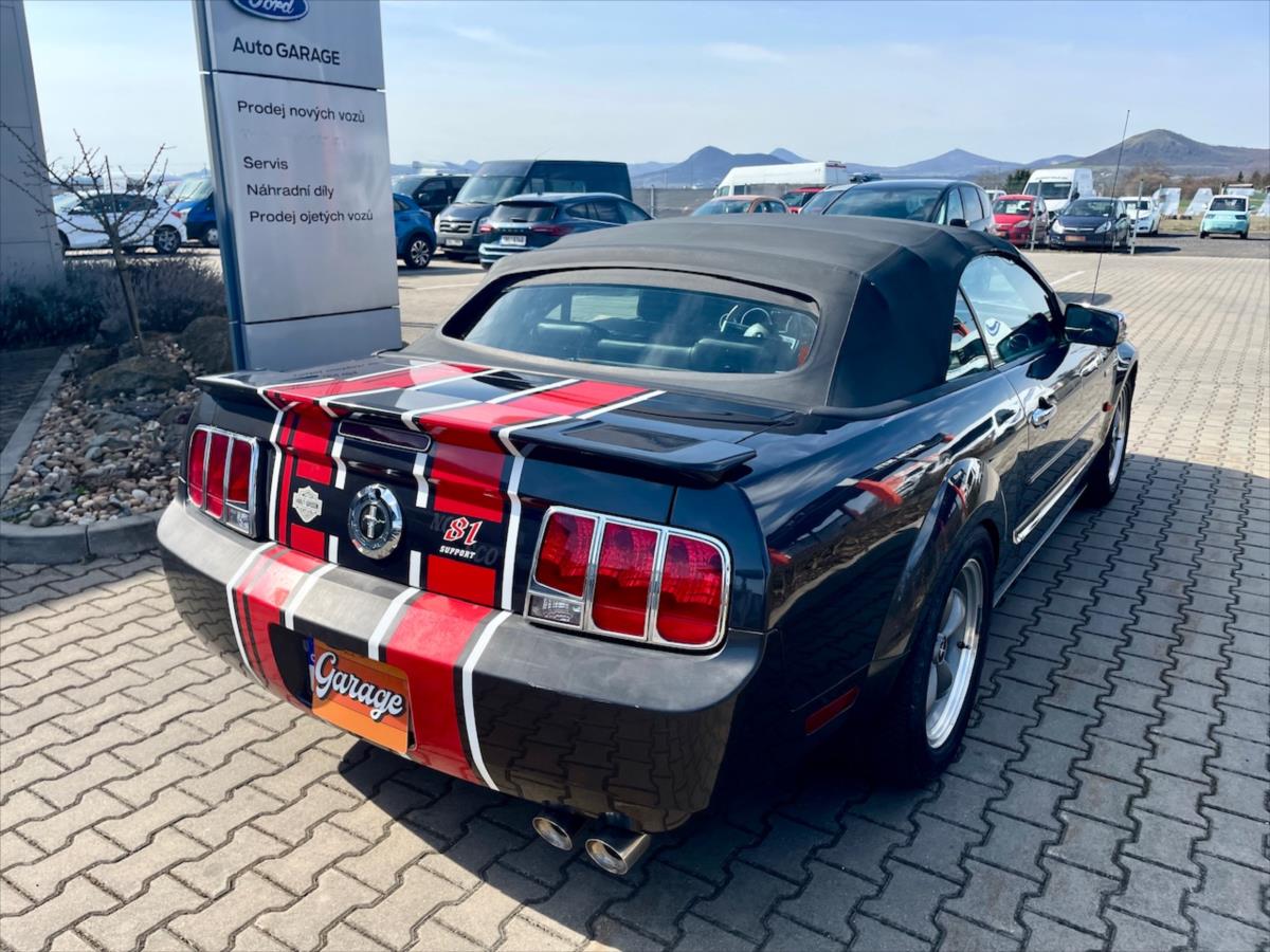 ford-mustang-4-0-i-v6 - 3