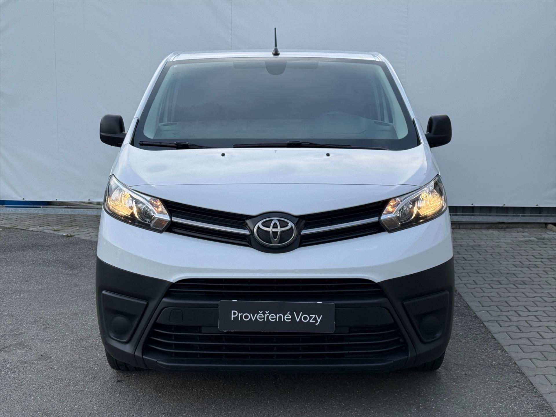 toyota-proace-2-0-active - 1
