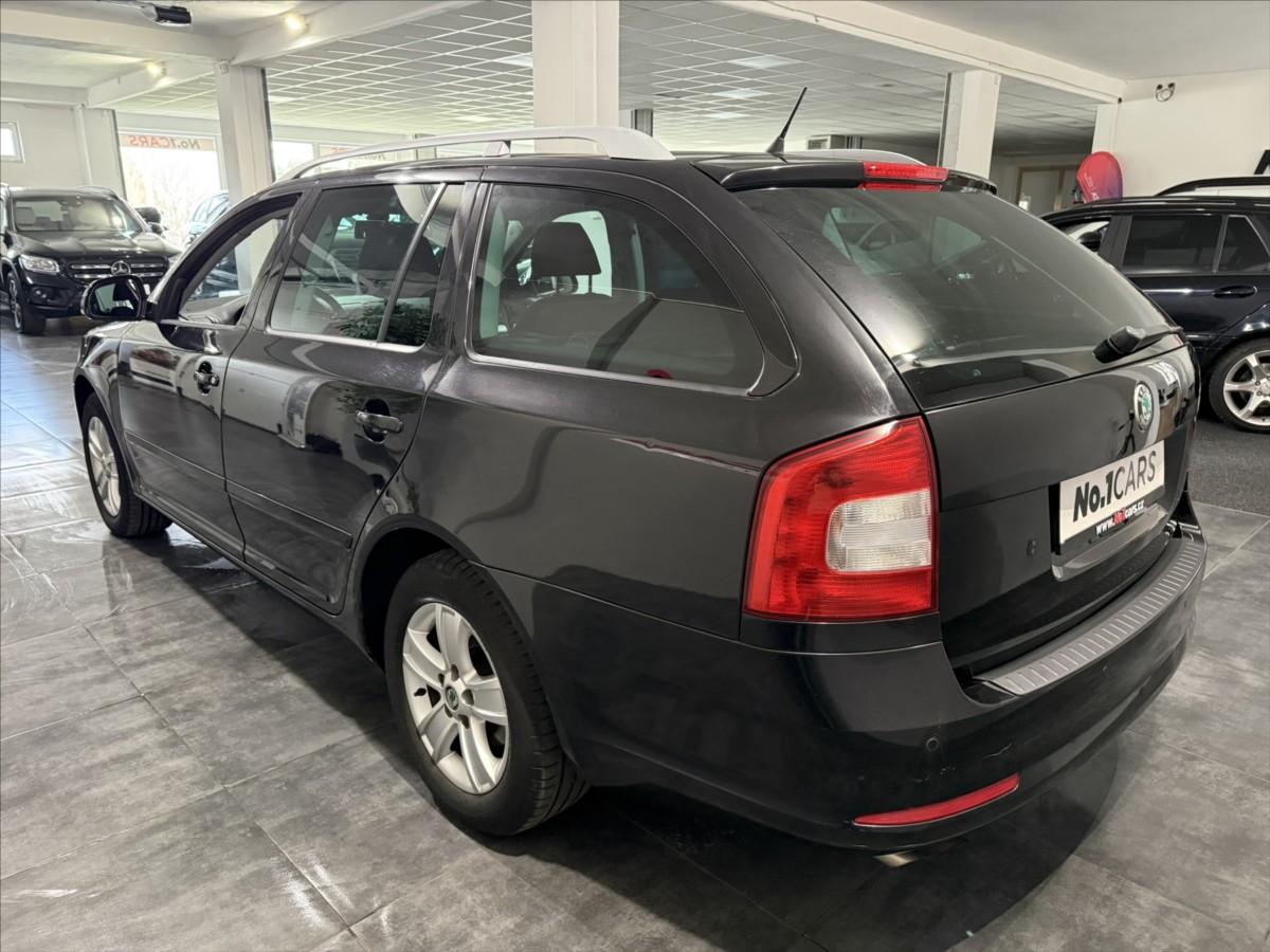 skoda-octavia-1-4-tsi-90kw-elegance-vyhrev - 3