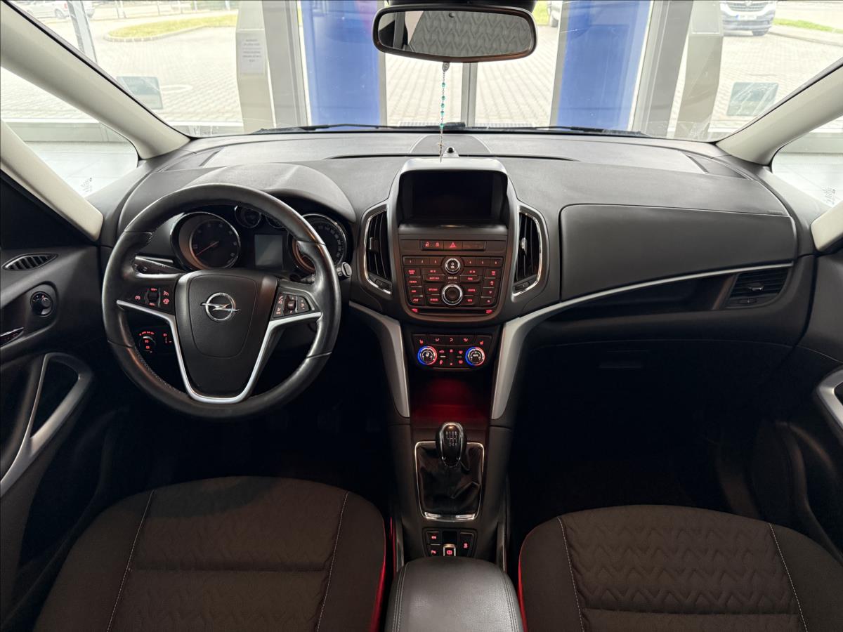 opel-zafira-2-0-96kw-serviska-2-sada-alu - 7